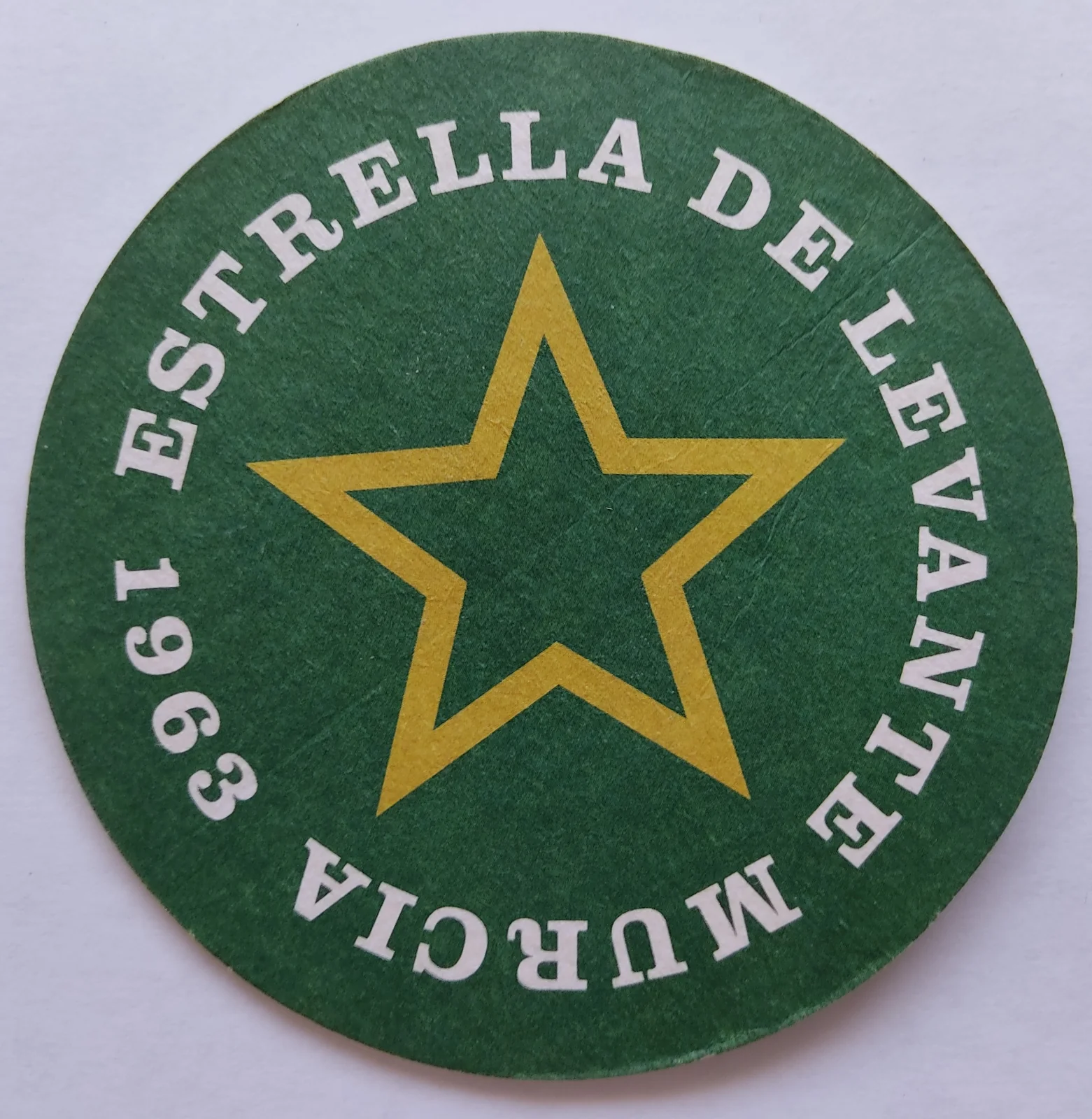 Reverso de ESTRELLA LEVANTE #1