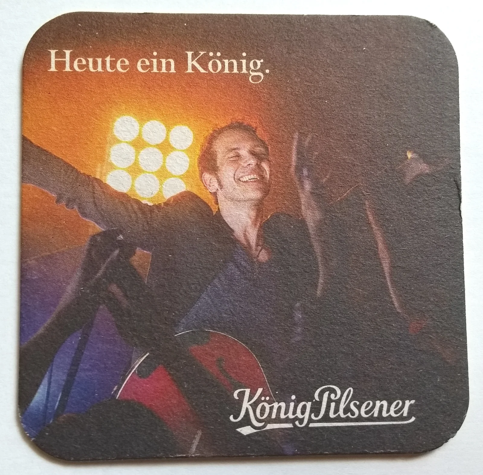 Reverso de KÖNIG PILSNER #9