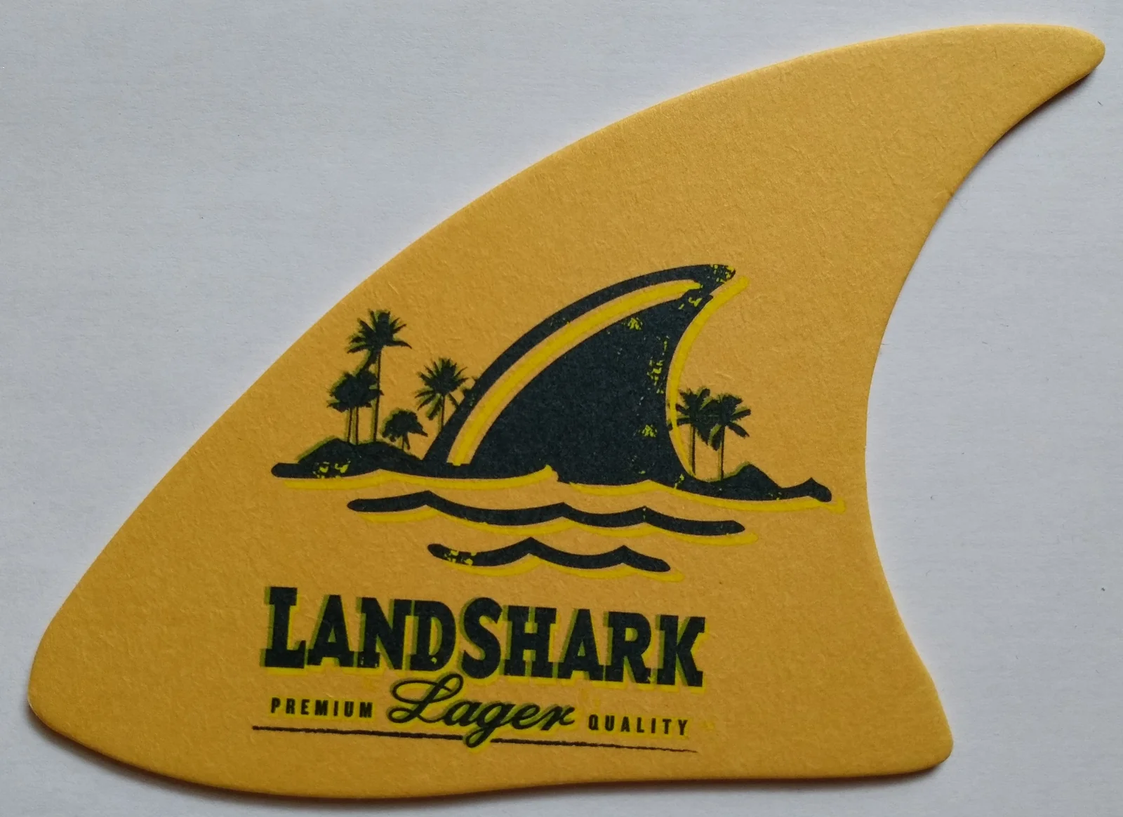 Anverso de LANDSHARK #1